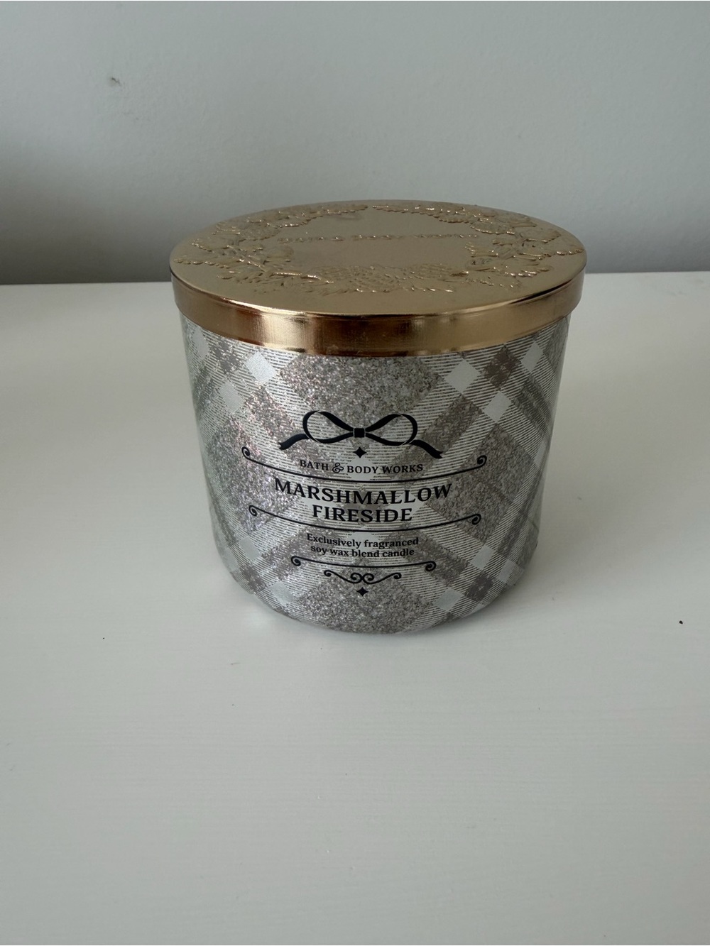 Bath & Body Works Marshmallow Fireside Candle - Silver & Gold Plaid